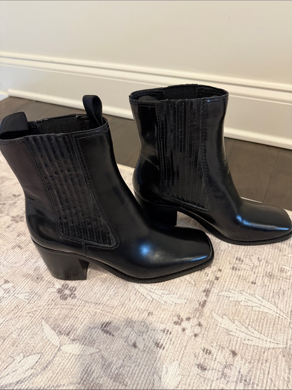 LOEFFLER RANDALL
Arianna Square-toe Leather Ankle Boots In Black